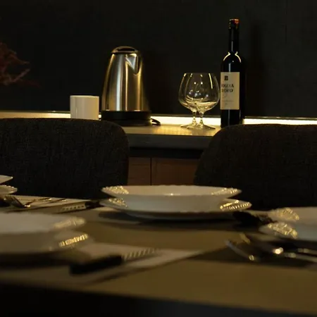 Eka Luxury Two-bedroom Premium Apartmán