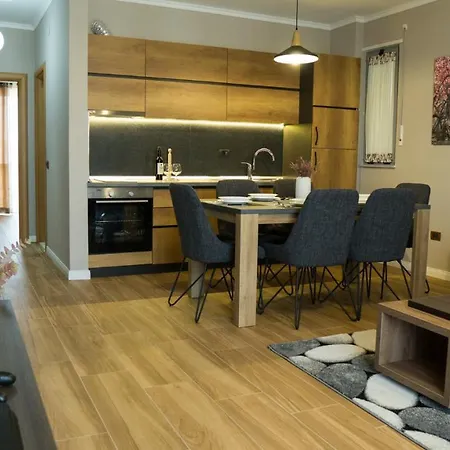 Eka Luxury Two-bedroom Premium Apartmán