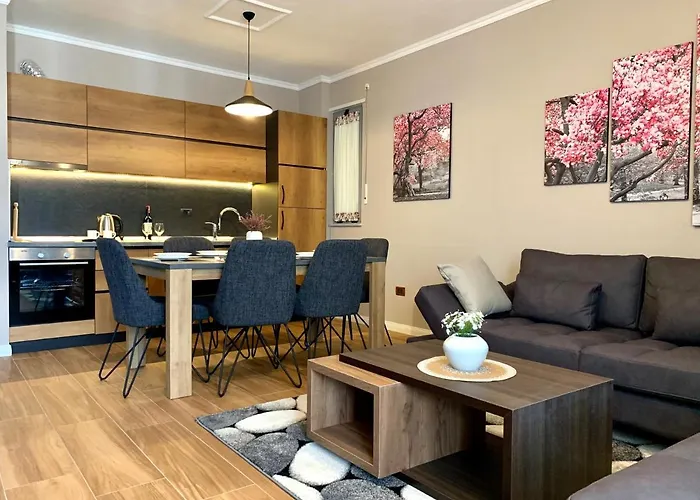 Eka Luxury Two-bedroom Premium * Durrës