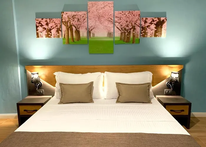 Eka Luxury Two-bedroom Premium Apartment *